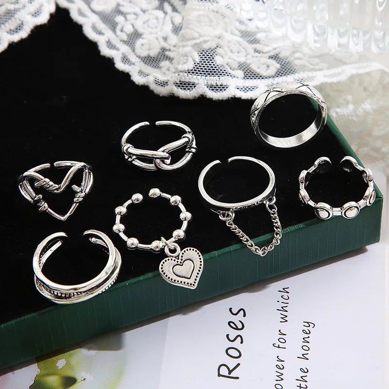 7Pcs/set Women Ring Set Silver Color Retro Geometric Chain Love Heart Rings Hip Hop Jewelry Party Personality Accessories